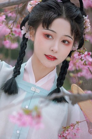 午夜先生:小心怪物